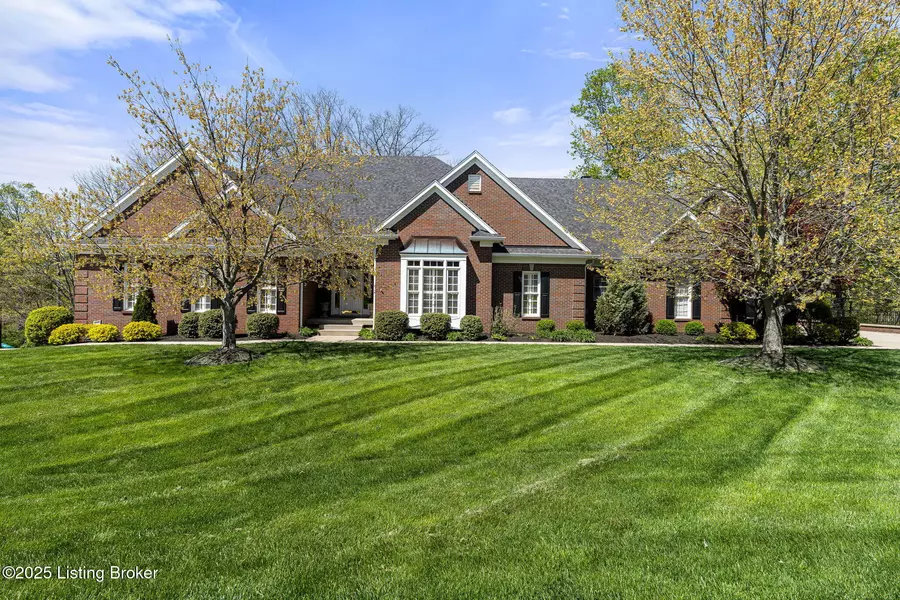 12221 Ridgeview Dr, Goshen, KY 40026