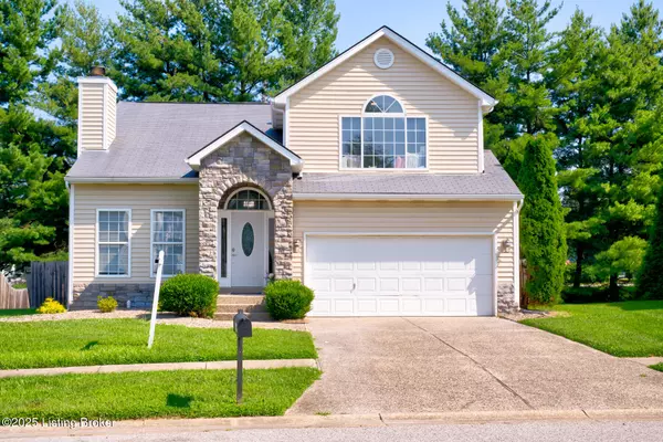 9003 Holly Village Ct, Lyndon, KY 40242