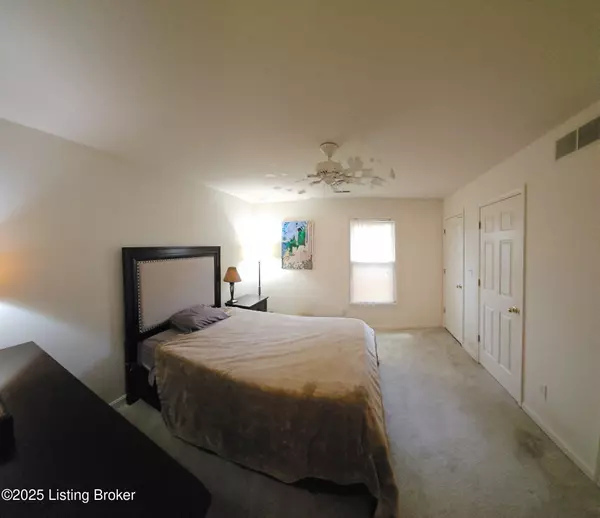 Louisville, KY 40241,10515 Bay Pointe Ct