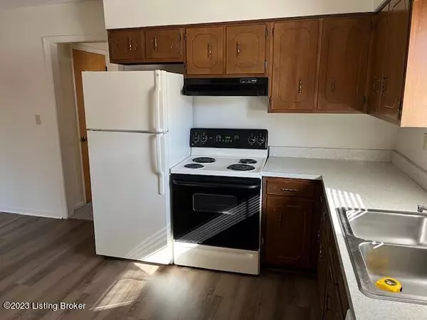 Louisville, KY 40207,165 Wiltshire Ave #2