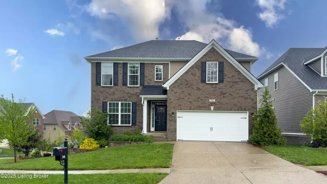 741 Dehart Ln, Louisville, KY 40243