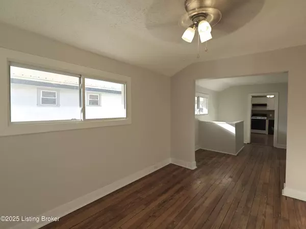 Louisville, KY 40213,1553 Taylor Ave