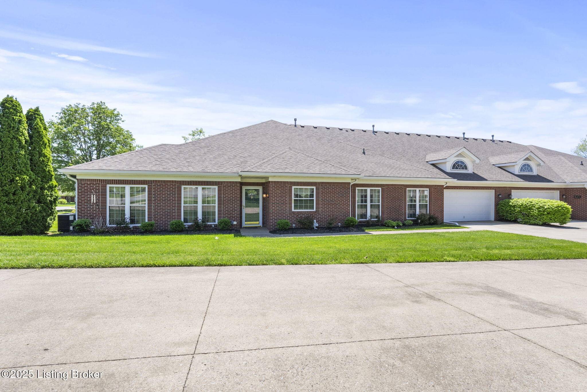 Shelbyville, KY 40065,411 Turnberry Ln