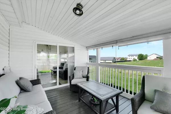 Shelbyville, KY 40065,828 Hackney Ln