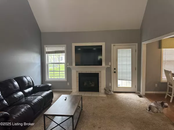 Louisville, KY 40299,4102 Pleasant Glen Dr