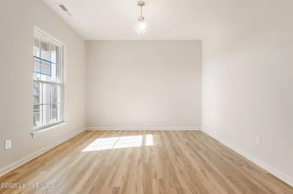 Louisville, KY 40229,12000 Parkview Trace Dr