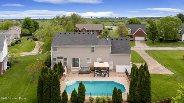 La Grange, KY 40031,2132 Golfview Ct