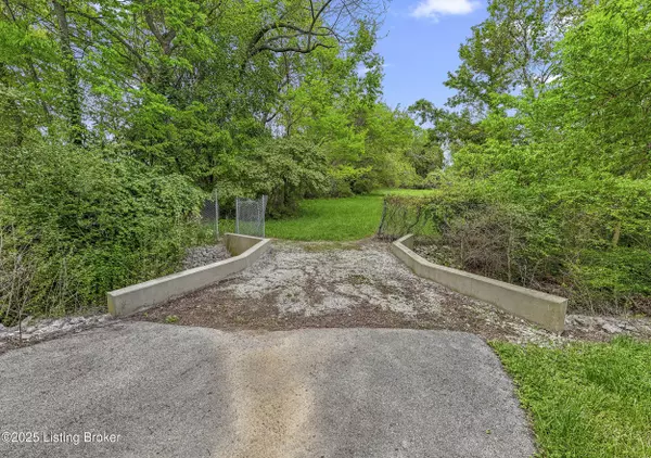 Louisville, KY 40207,280 Chelsea Rd