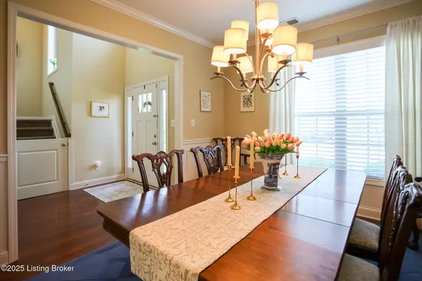 Louisville, KY 40243,803 Urton Woods WAY