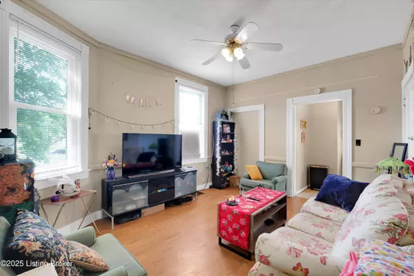 Louisville, KY 40208,2726 S 3rd St