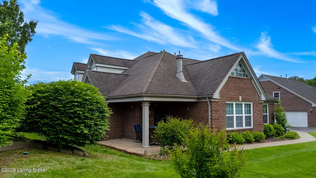 4442 Southbridge Ct, Louisville, KY 40272