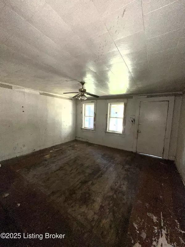 Louisville, KY 40210,1723 Saint Louis Ave