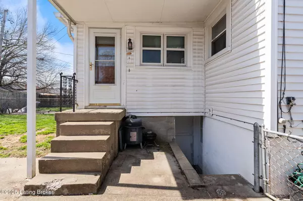 Louisville, KY 40217,634 Ervay Ave