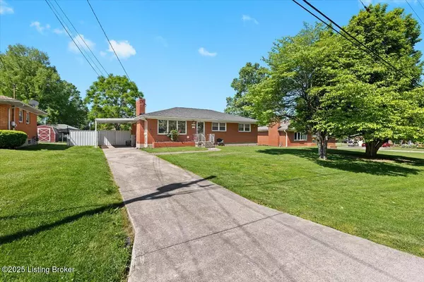 Louisville, KY 40219,8002 Red Cedar WAY