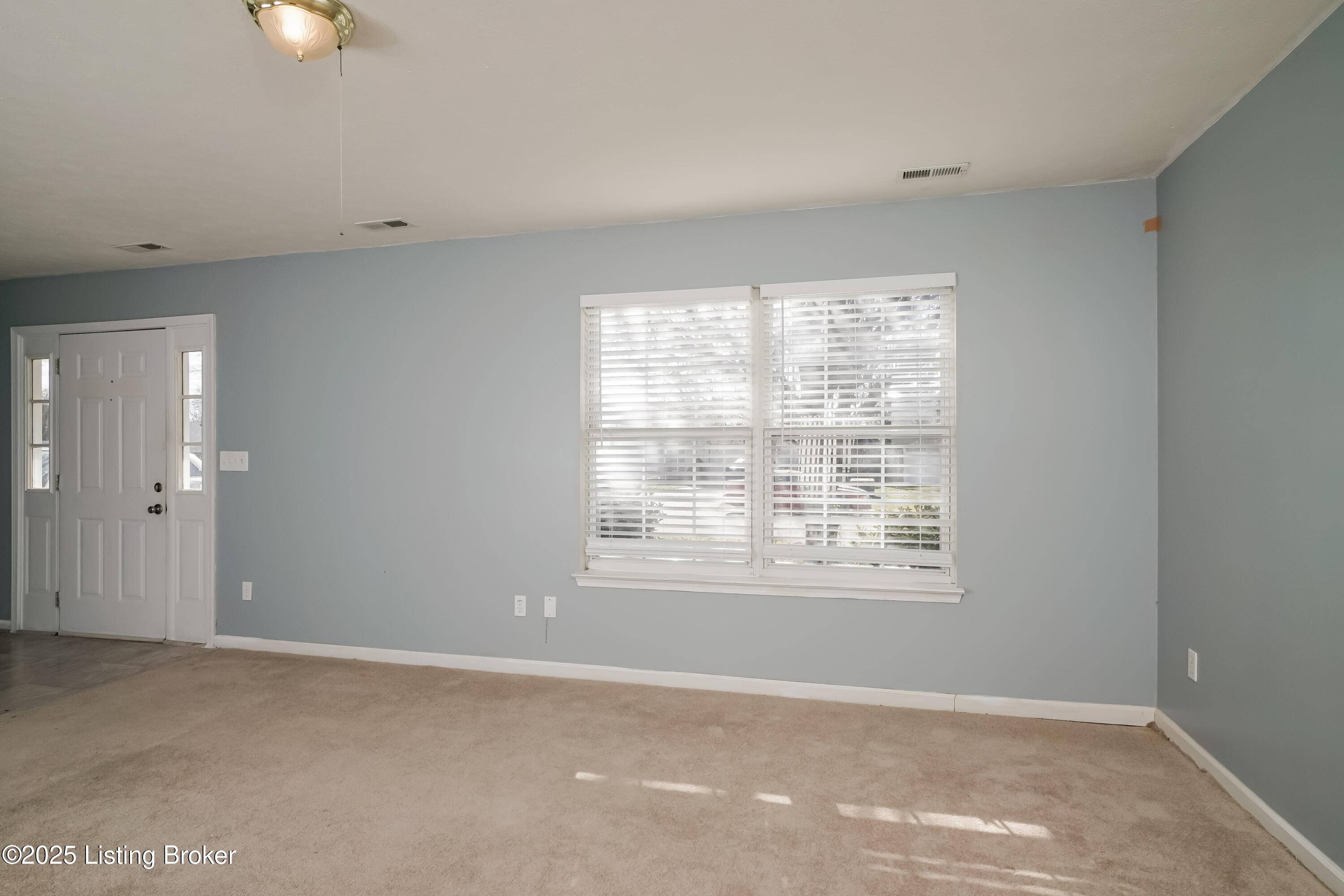 Louisville, KY 40258,6805 McKeever Ln