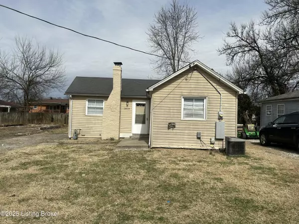 1815 Fust Ave, Louisville, KY 40216