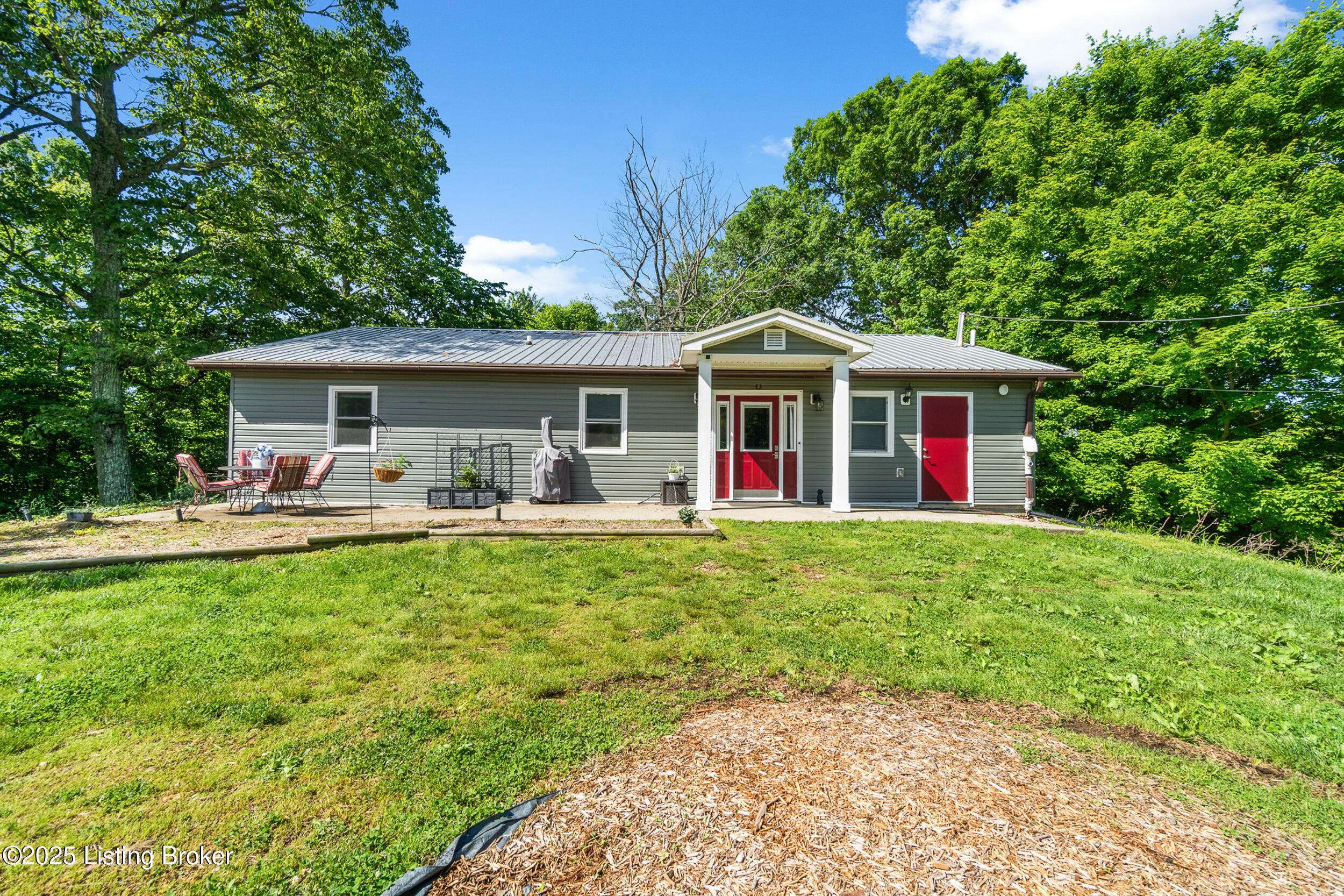 Shepherdsville, KY 40165,275 Cardinal Rd