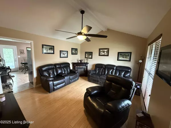 Shepherdsville, KY 40165,501 River Oaks Dr