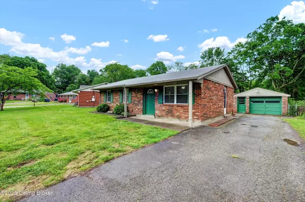 Louisville, KY 40229,9504 Slayton Ct