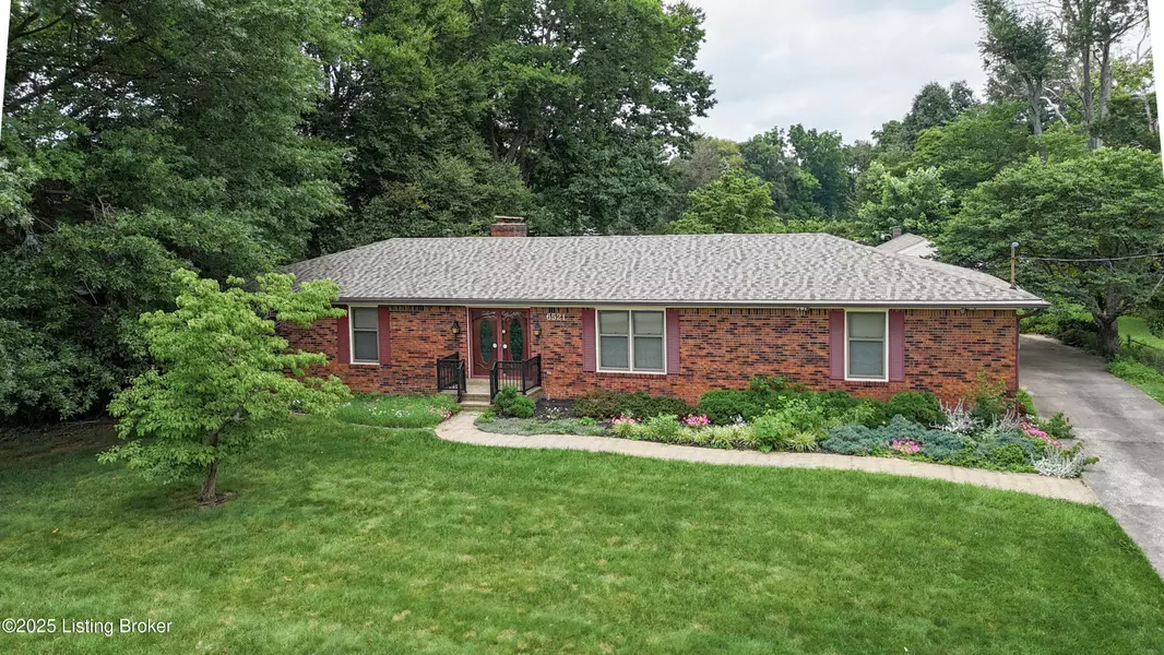 6521 Briscoe Ln, Louisville, KY 40228