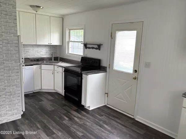 Louisville, KY 40272,9901 Donerail WAY