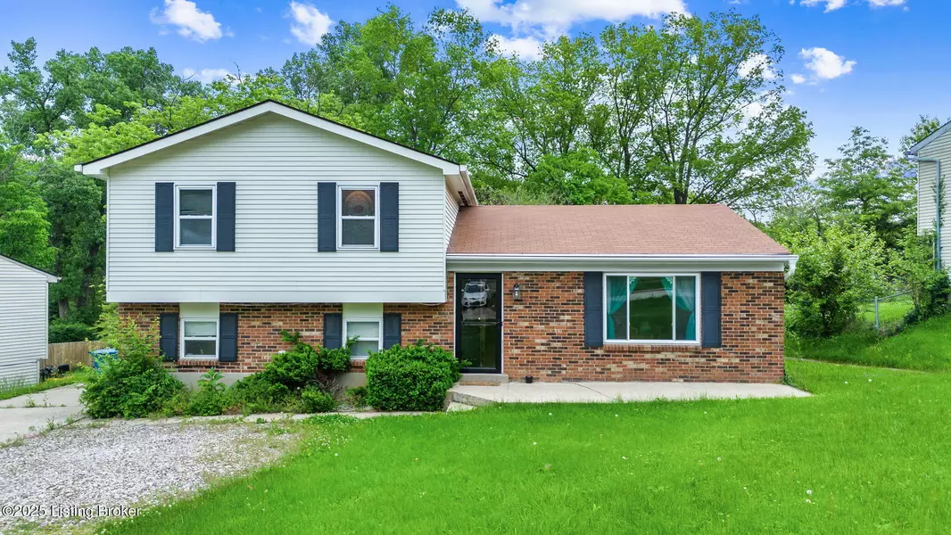 7333 W Orchard Grass Blvd, Crestwood, KY 40014