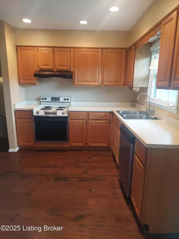 Louisville, KY 40242,2508 Rhett Ct