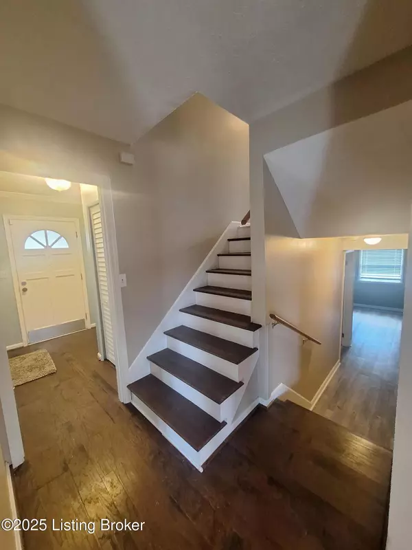 Louisville, KY 40242,2508 Rhett Ct