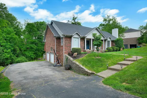 Prospect, KY 40059,13308 Creekview Rd