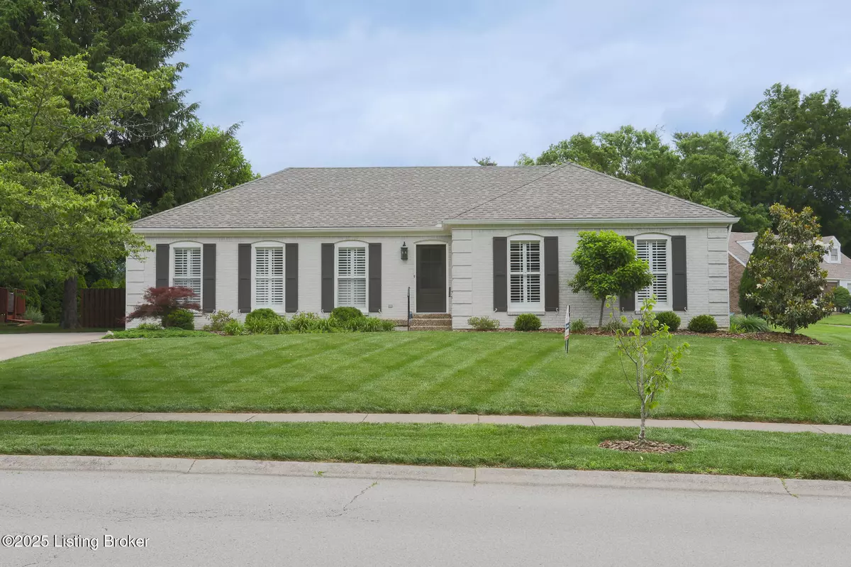 Louisville, KY 40207,1303 Ambridge Dr