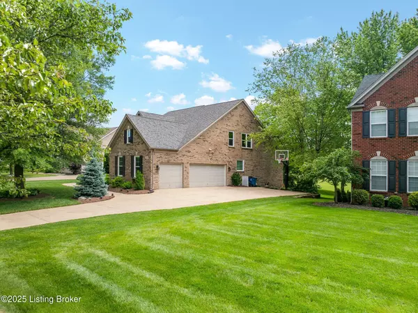 Prospect, KY 40059,10404 Championship Ct