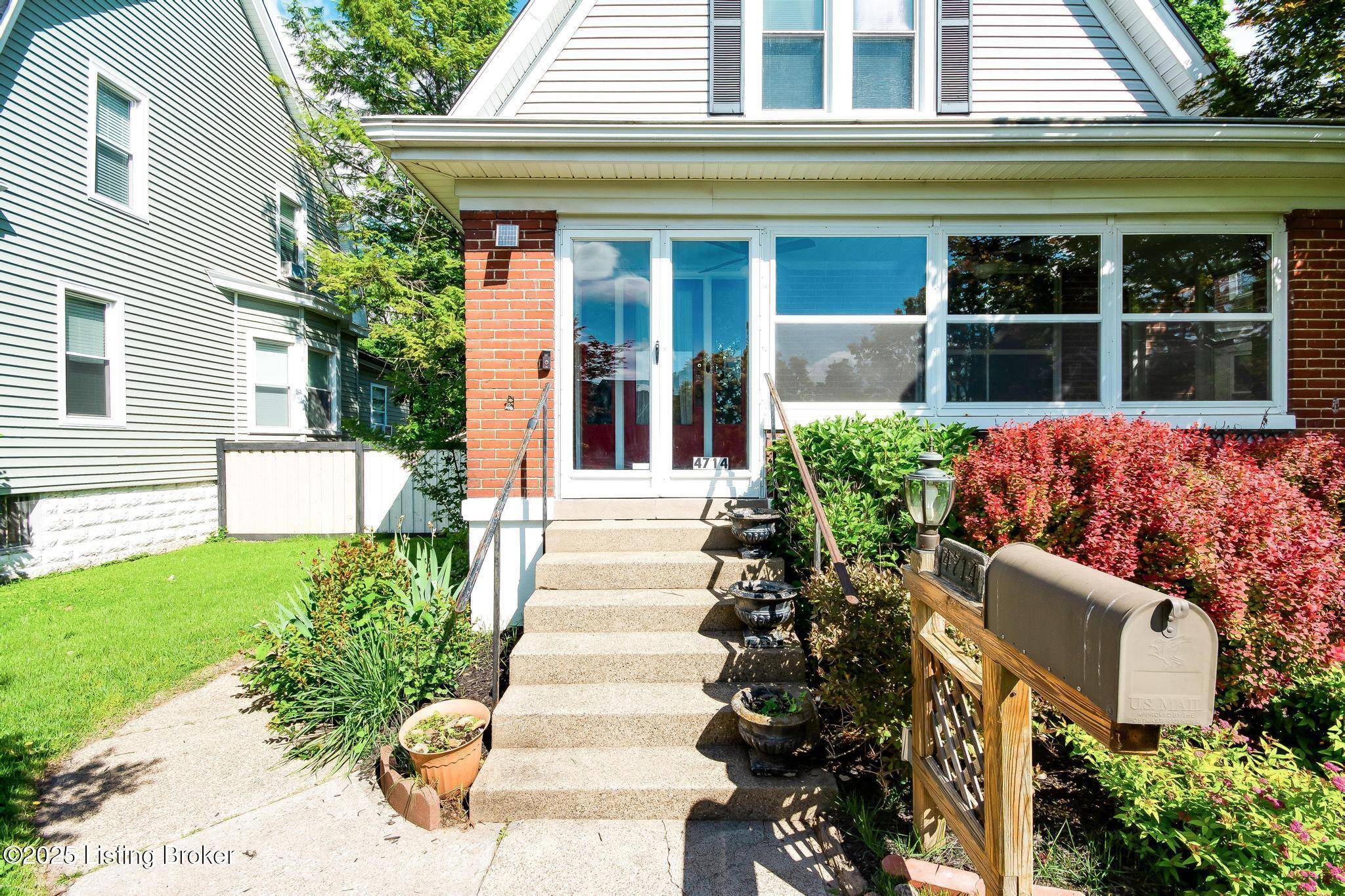 Louisville, KY 40214,4714 Burkley Ave