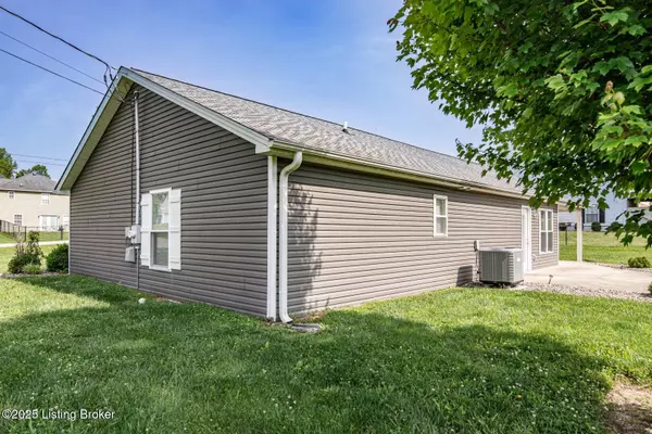 Brandenburg, KY 40108,106 Hunter Ln