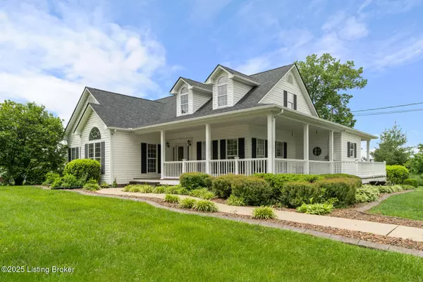 966 Lawrence St, Brandenburg, KY 40108