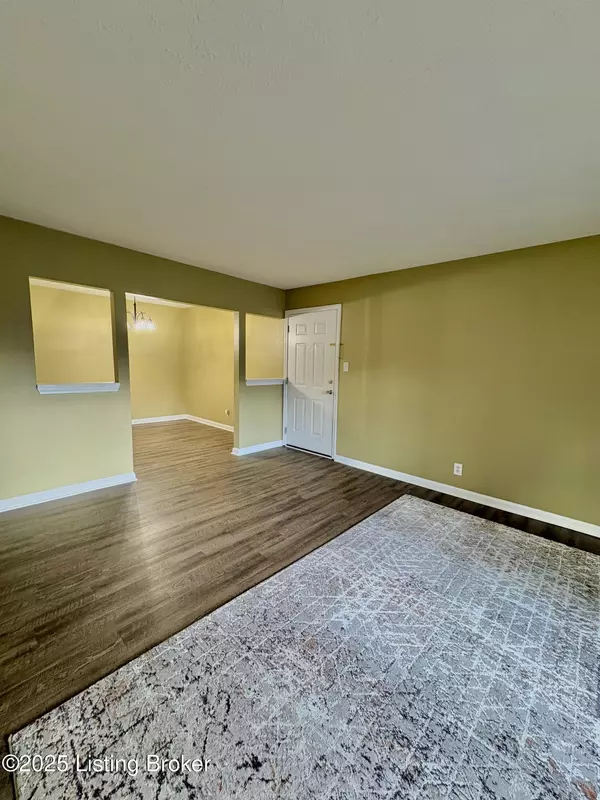 Louisville, KY 40223,1116 La Fontenay Ct