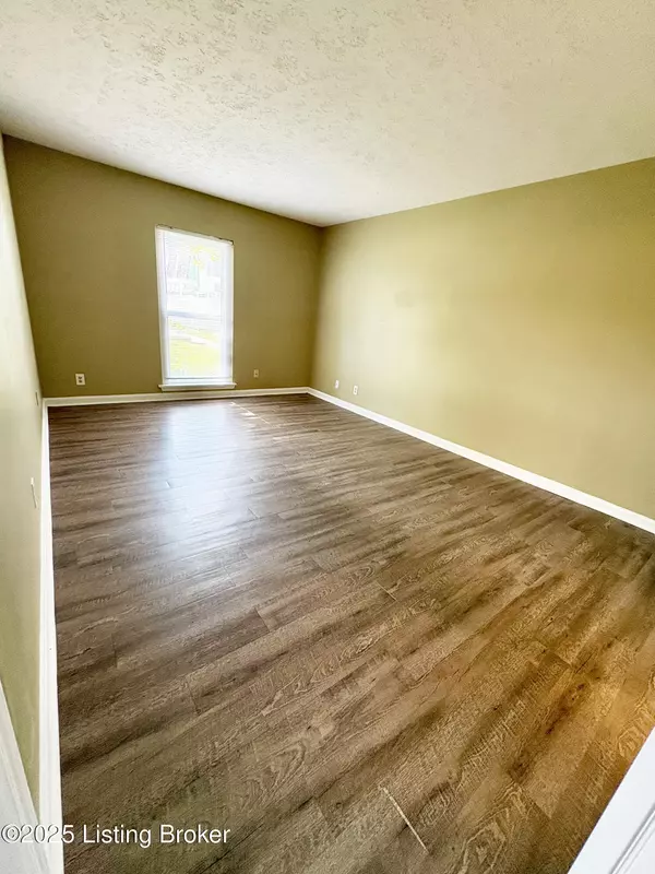 Louisville, KY 40223,1116 La Fontenay Ct