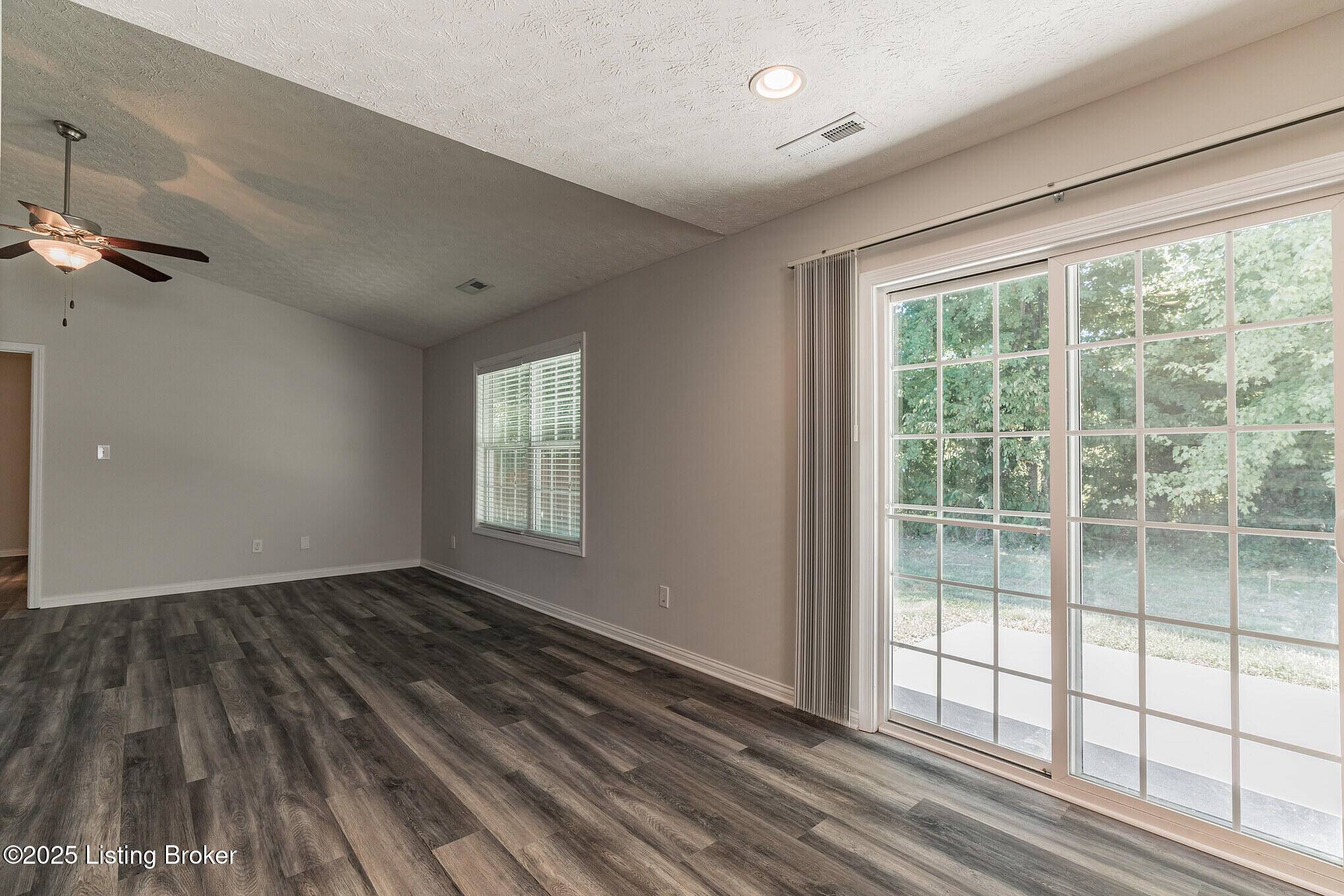 Louisville, KY 40258,7116 Blue Stream Ct
