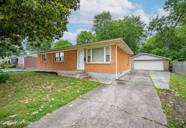 Louisville, KY 40258,8417 Madrone Ave