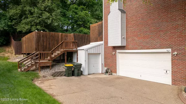 Louisville, KY 40272,9510 Stonelanding Pl