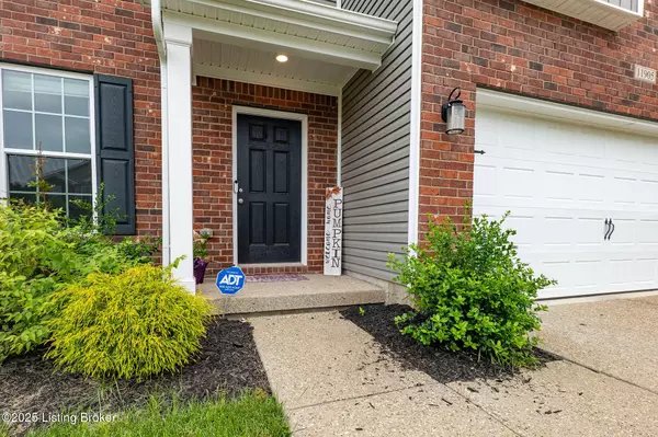 Louisville, KY 40229,11905 Cascade Falls TRL