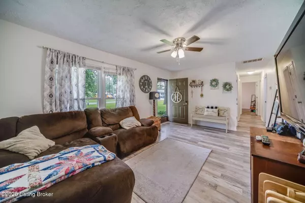 Mt Washington, KY 40047,379 Dogwood Dr