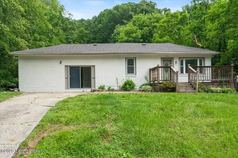 10711 Jefferson Hill Rd, Fairdale, KY 40118