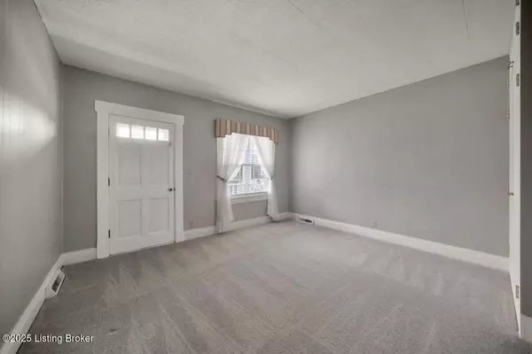 Louisville, KY 40217,1135 Delor Ave