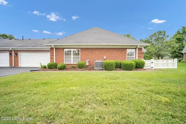 Louisville, KY 40219,5517 Grey Hawk Cir