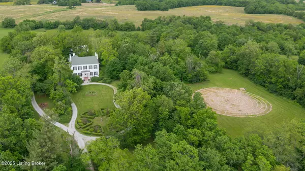 New Castle, KY 40050,316 E Cross Main St