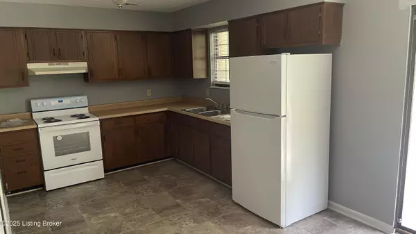 Elizabethtown, KY 42701,323 Crossgate Rd