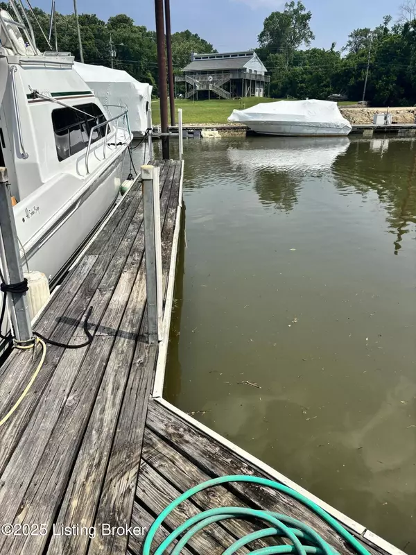 Prospect, KY 40059,3308 S Rose Island Rd