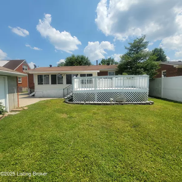 Louisville, KY 40219,4305 Burnt Cedar Ln