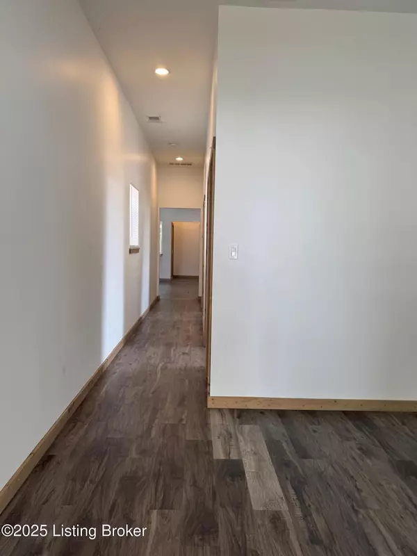 Louisville, KY 40212,2550 Saint Cecilia St