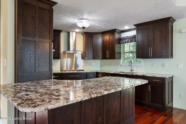 Louisville, KY 40229,6511 Spencerwood Ct